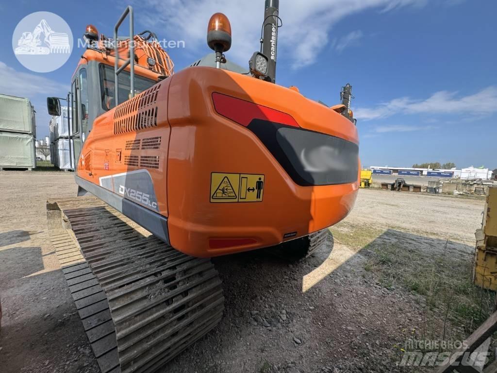 Doosan DX 255 LC-5 Telakaivukoneet