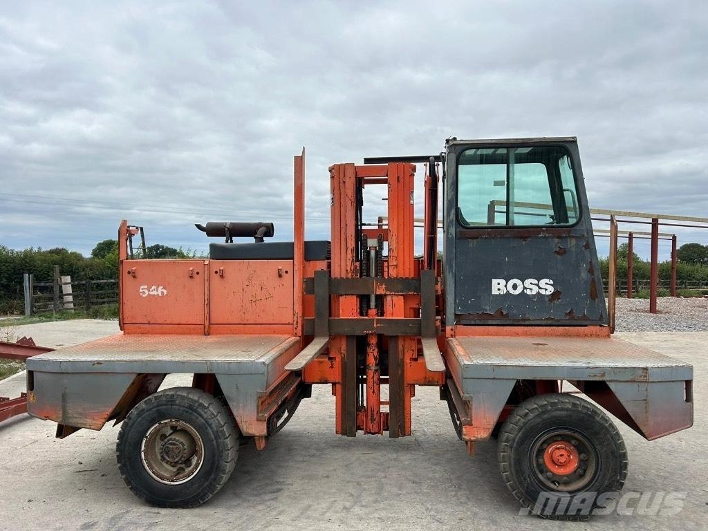 Boss 546 Kylkitrukit