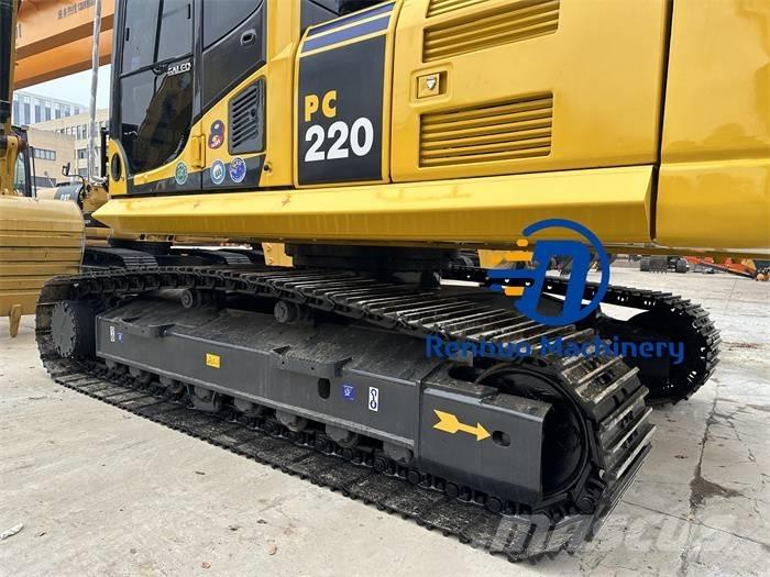 Komatsu PC 220-8 Telakaivukoneet
