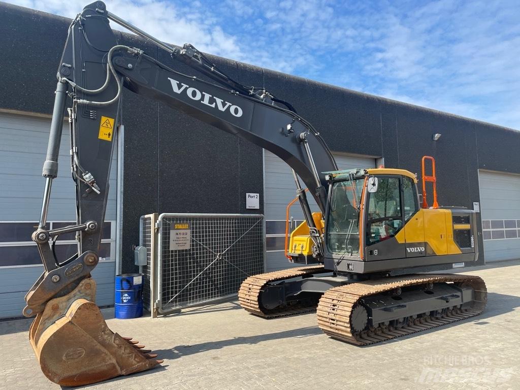 Volvo EC220E Telakaivukoneet