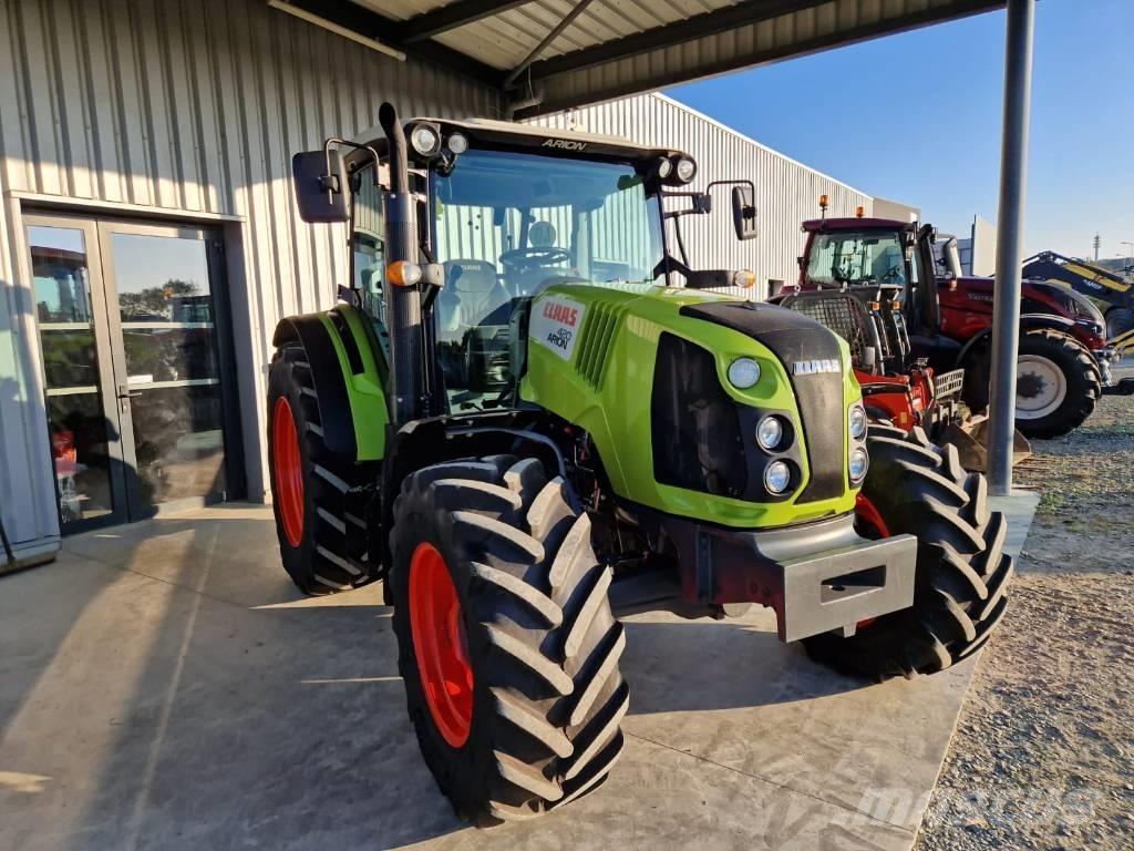 CLAAS Arion 420 Traktorit