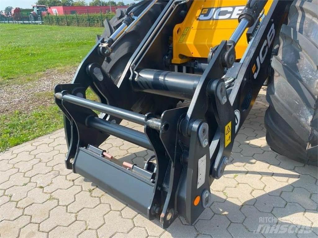 JCB 427 AGRI Pyöräkuormaajat