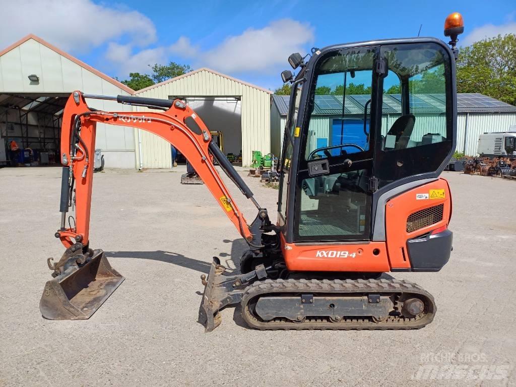 Kubota KX 019-4 Minikaivukoneet < 7t