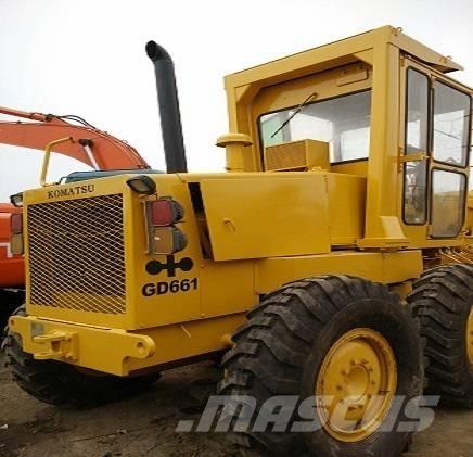 Komatsu GD 661 Tiehöylät