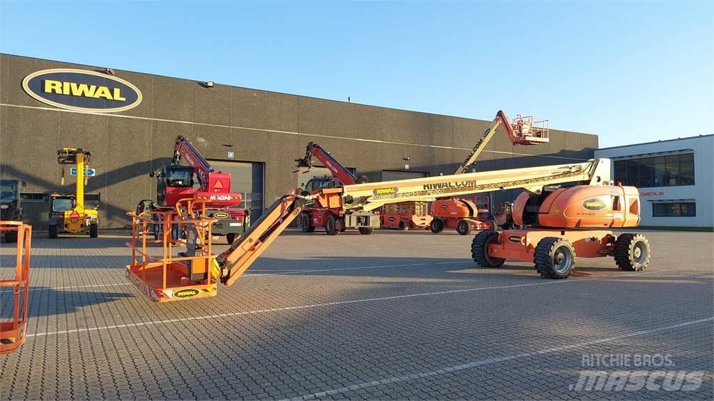JLG 860SJ Teleskooppipuominostimet