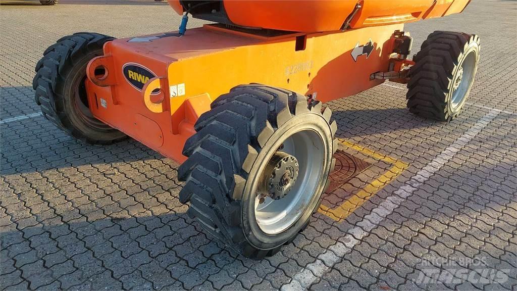 JLG 860SJ Teleskooppipuominostimet
