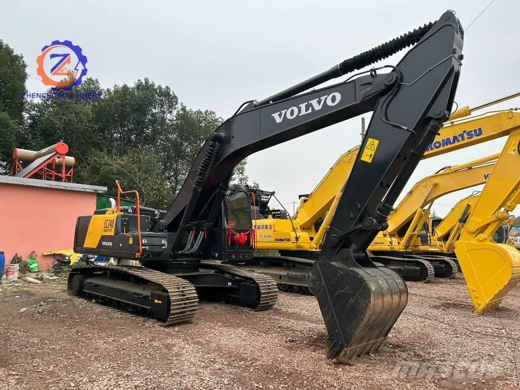 Volvo EC 240 Telakaivukoneet