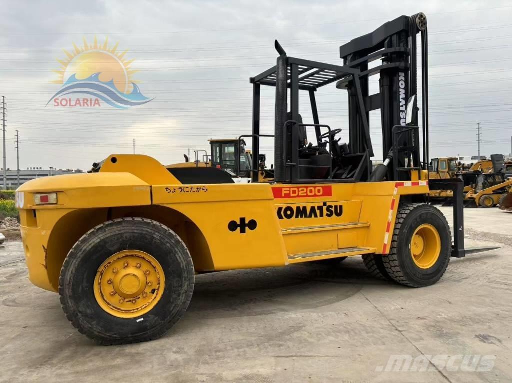 Komatsu FD 200 Dieseltrukit