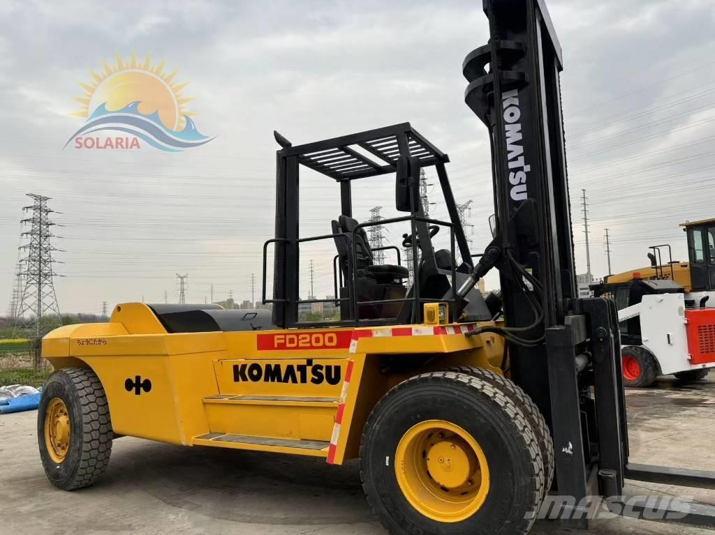 Komatsu FD 200 Dieseltrukit