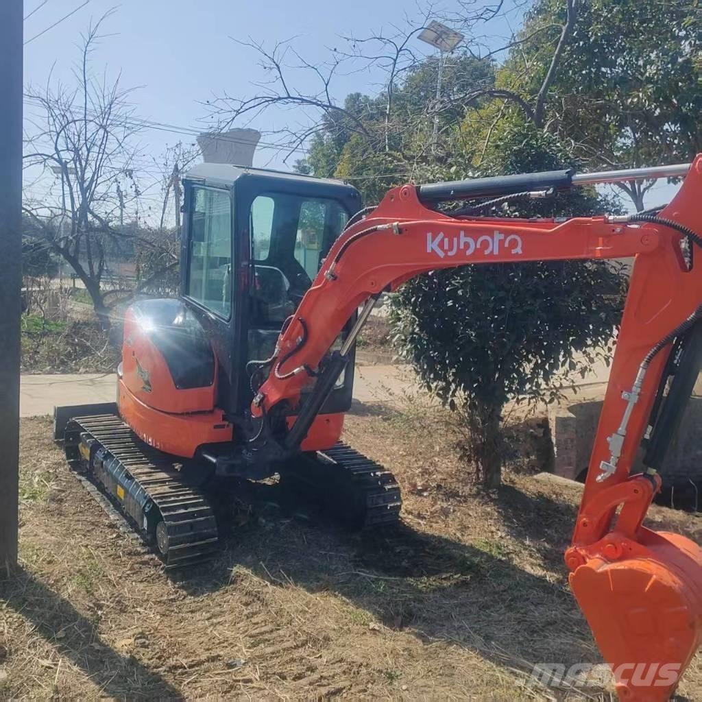 Kubota U 35 Telakaivukoneet