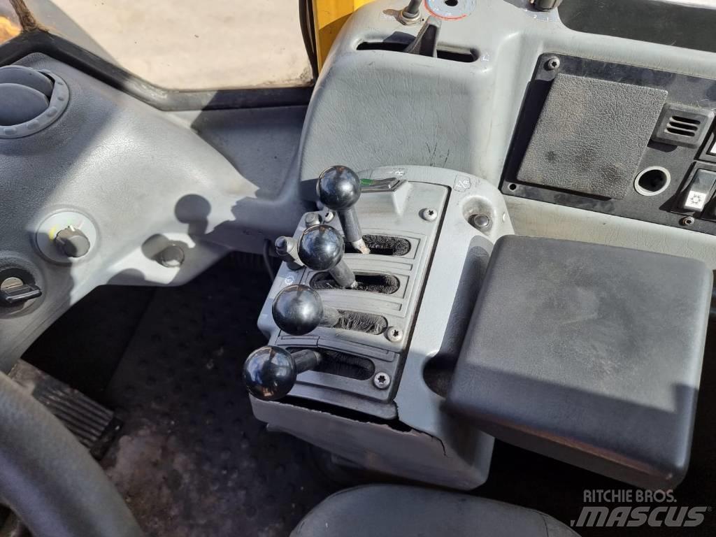 Volvo L 180 E Pyöräkuormaajat