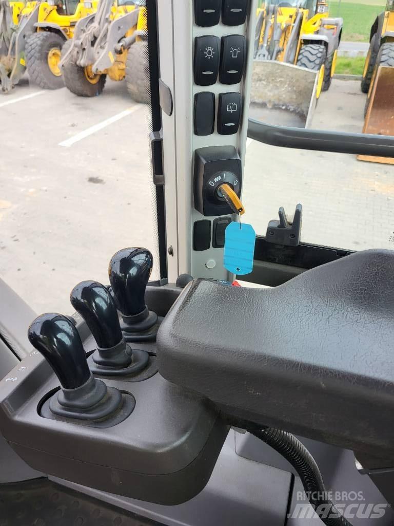 Volvo L 110 H Pyöräkuormaajat