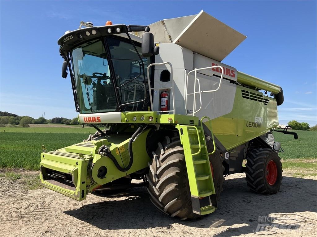 CLAAS Lexion 670 Leikkuupuimurit