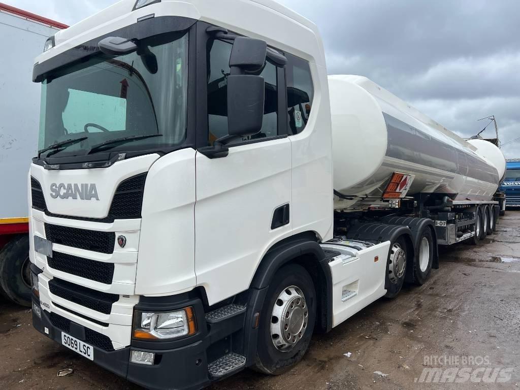 Scania R 450 Vetopöytäautot
