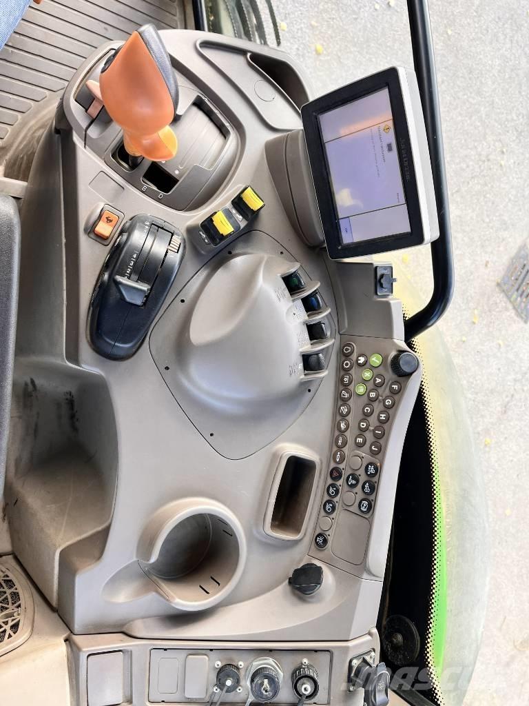 John Deere 6190 R Traktorit