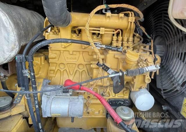 CAT 305.5E Minikaivukoneet < 7t