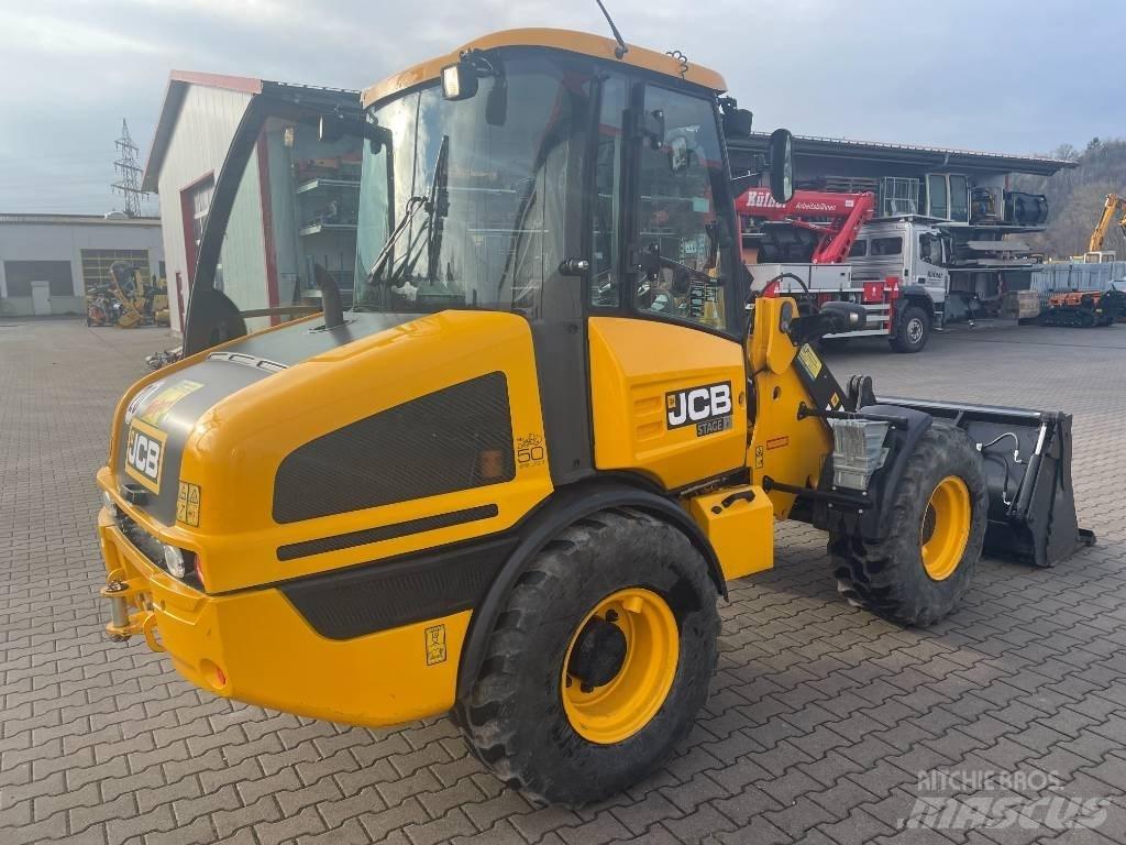 JCB 407 Pyöräkuormaajat