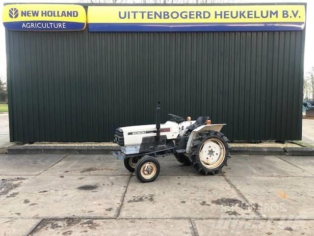  Kumiai ST1620 Taajamatraktorit