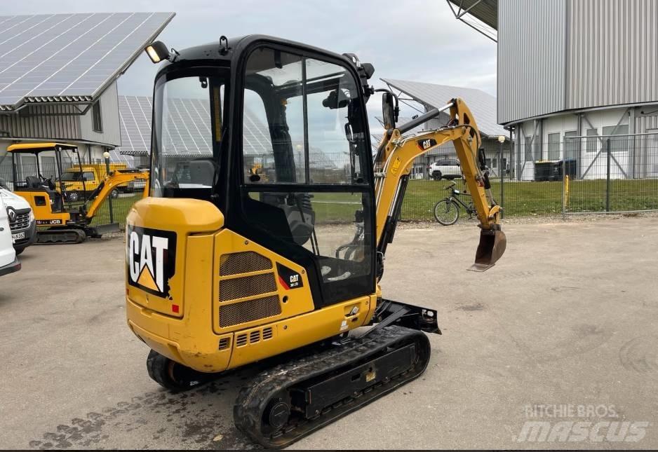 CAT 301.7 D Minikaivukoneet < 7t
