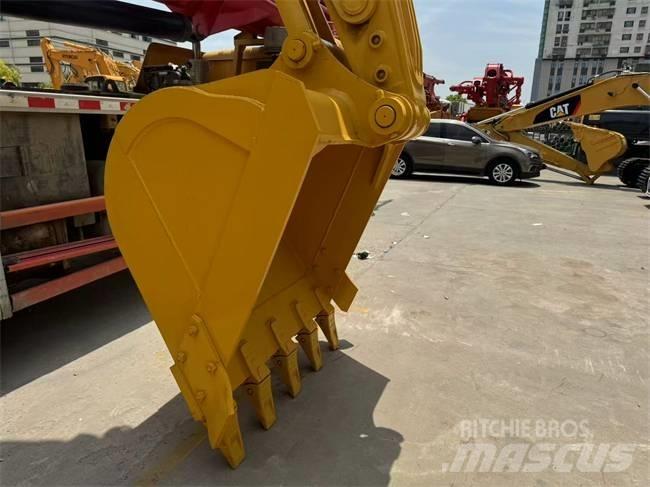 Komatsu PC 220 Telakaivukoneet