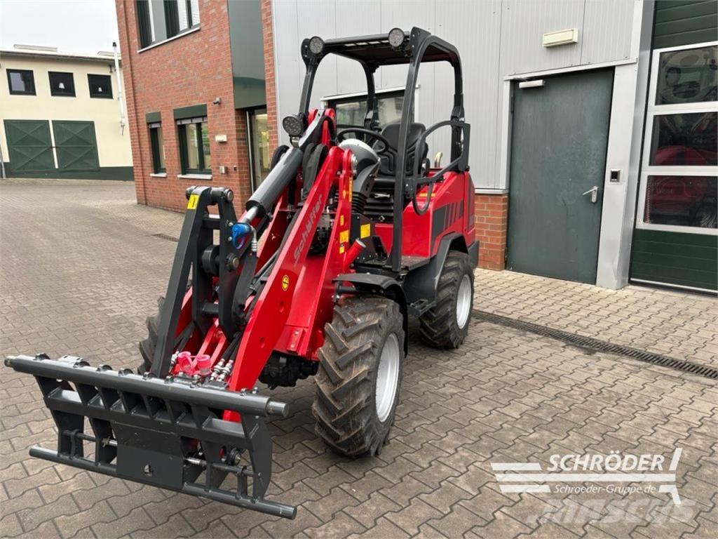 Schäffer 3650 Pienkuormaajat