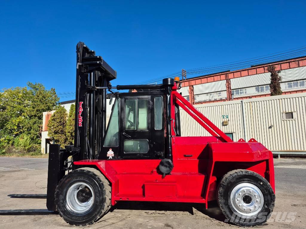 Taylor TX300S Muut haarukkatrukit