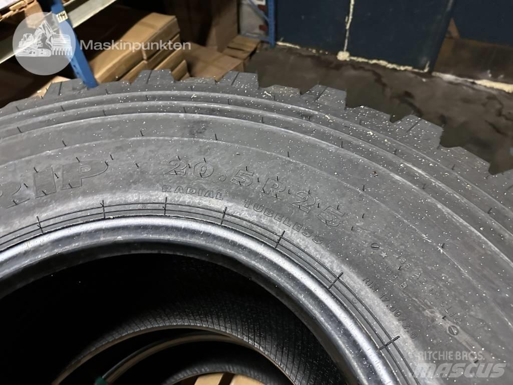 Nokian Load grip L-3 Renkaat ja vanteet