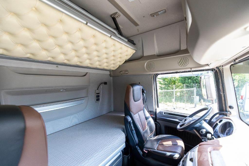 DAF XF 530 FT Vetopöytäautot