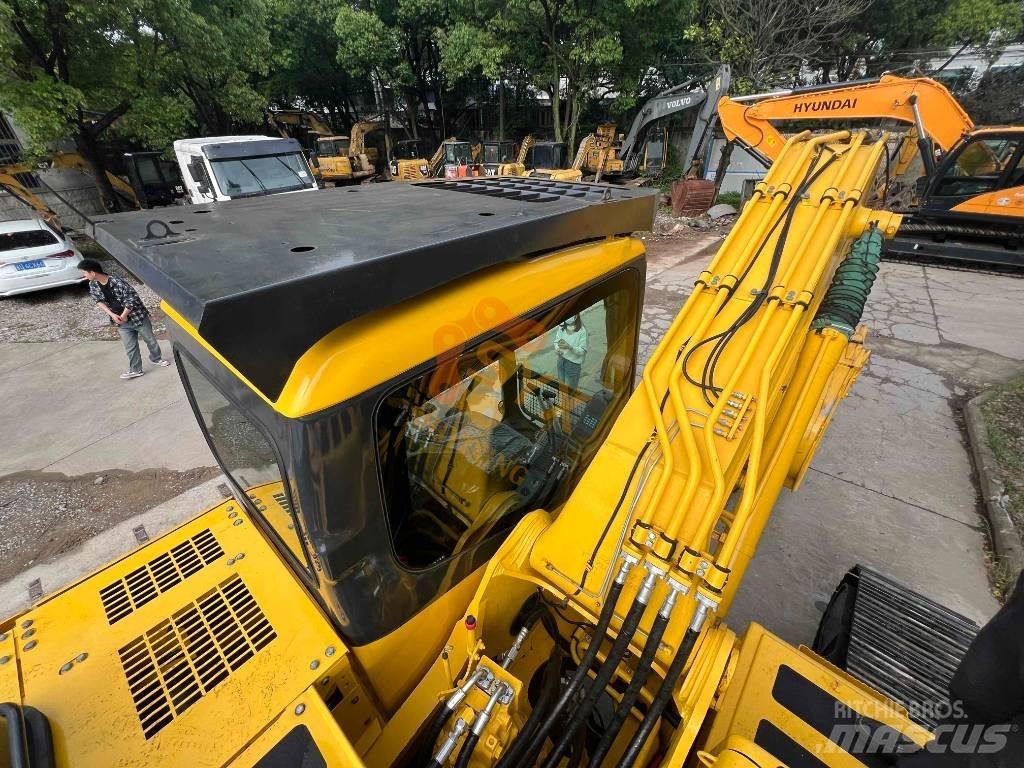 Komatsu PC 220 Telakaivukoneet