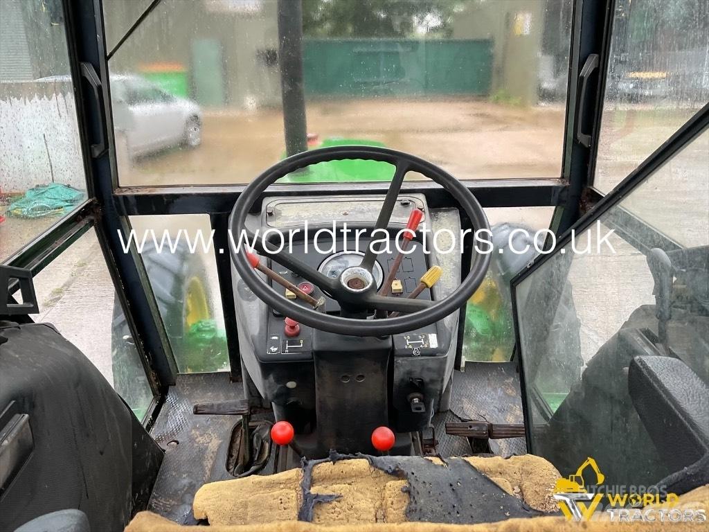 John Deere 2140 Traktorit
