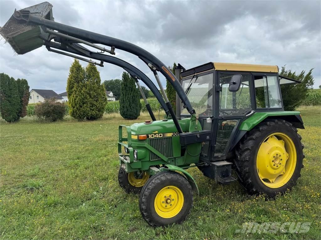 John Deere 1040 S Traktorit