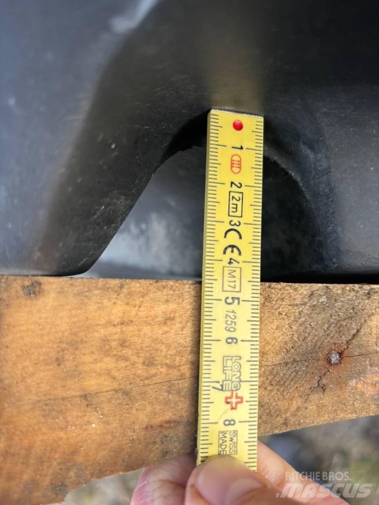 Trelleborg 650/60R34 Renkaat ja vanteet