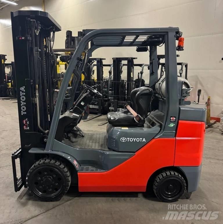 Toyota 8 FGCU 32 Muut haarukkatrukit