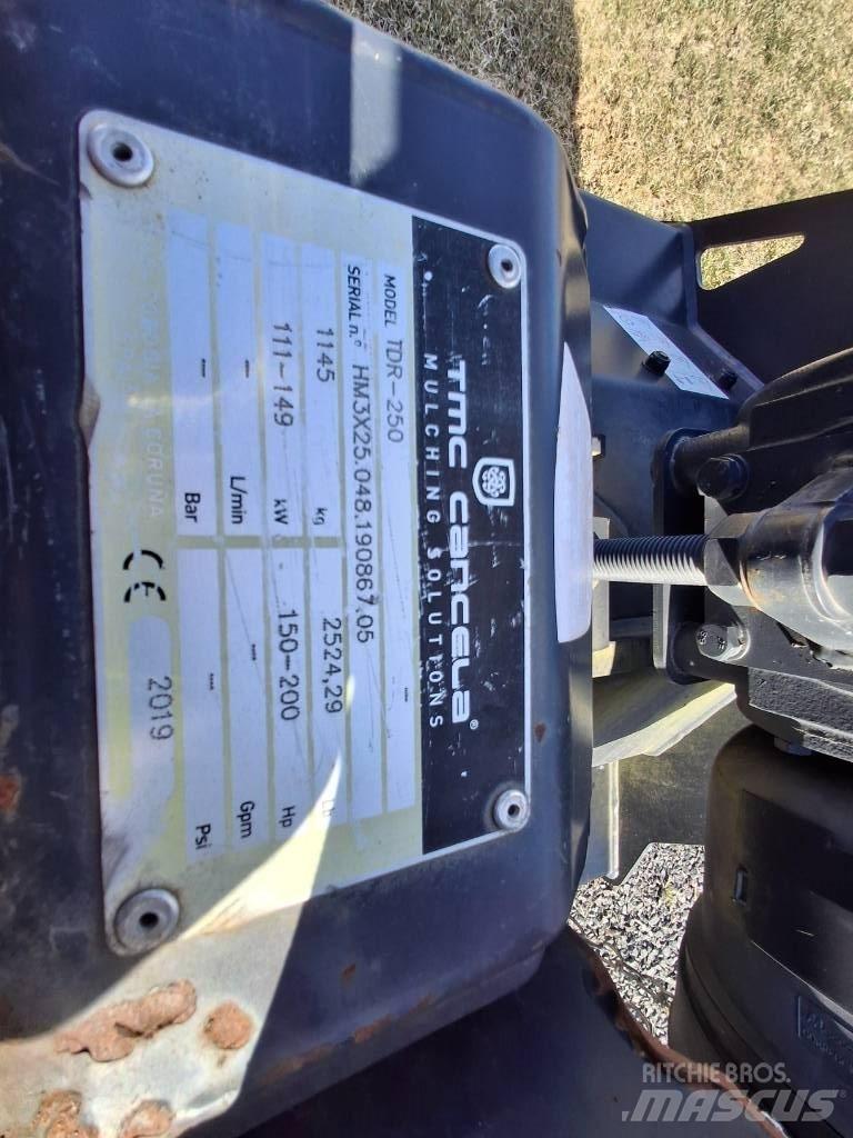 TMC TDR 250 Kesantoleikkurit ja -murskaimet