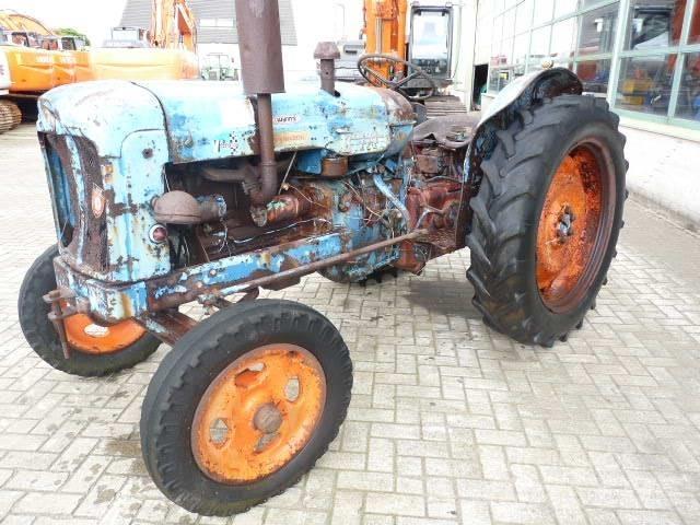 Fordson Major Traktorit