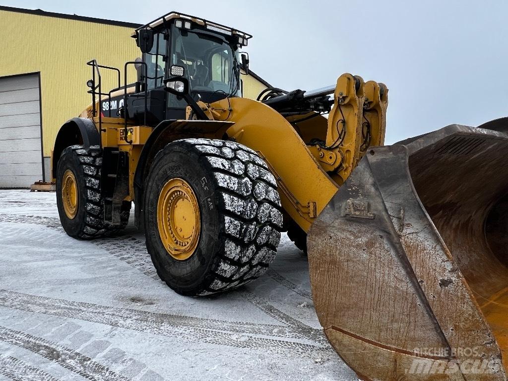 CAT 982 M Pyöräkuormaajat