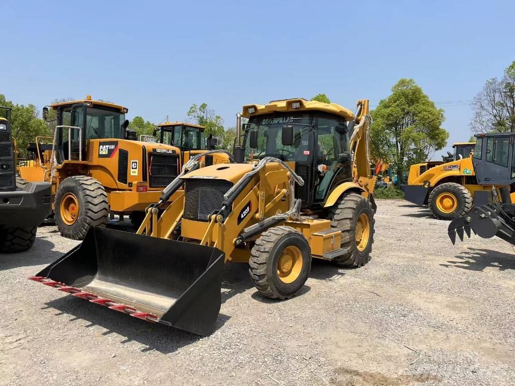 JCB 3 CX Kaivurikuormaajat