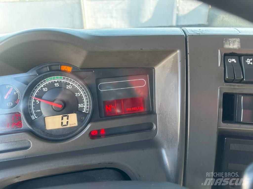 Renault 280 Nosturiautot