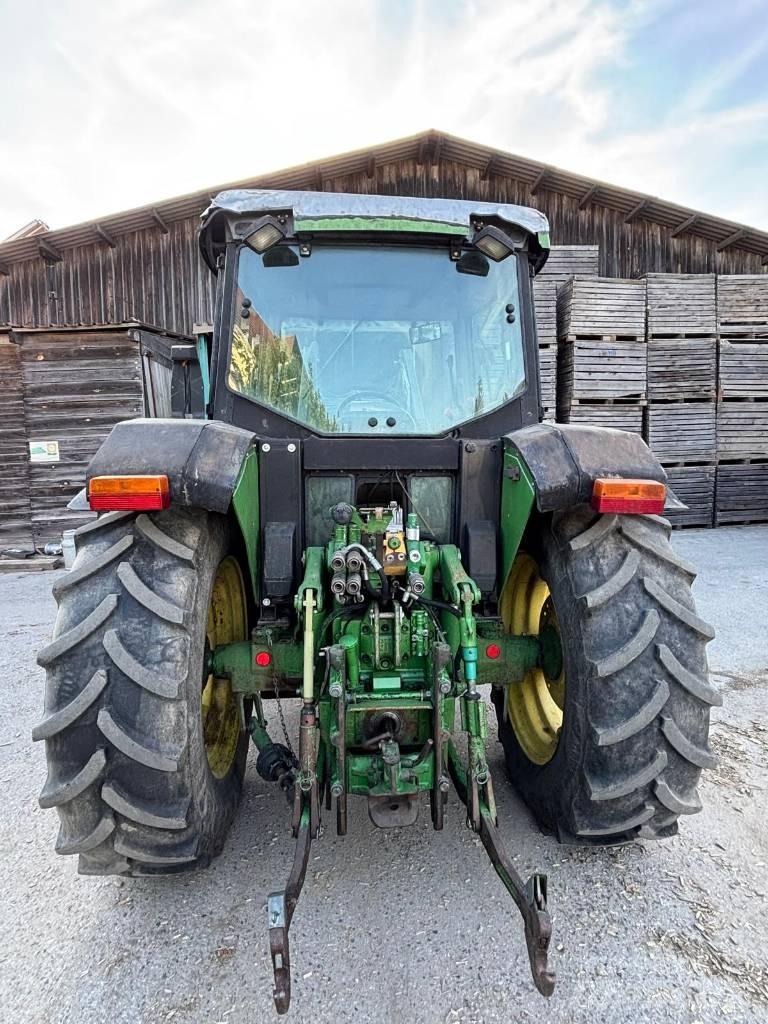 John Deere 6200 Traktorit