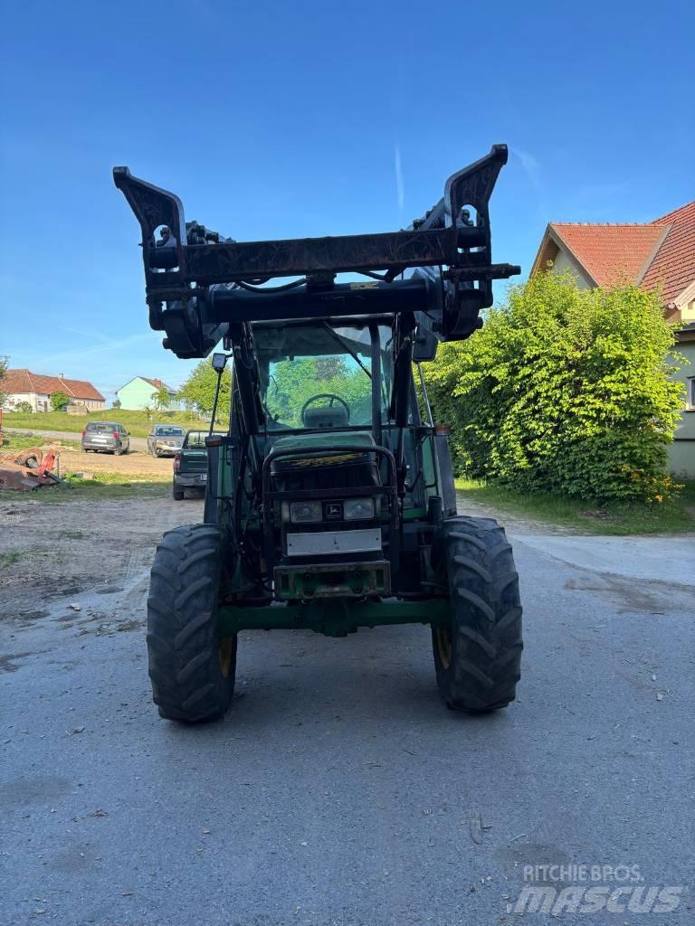 John Deere 6200 Traktorit