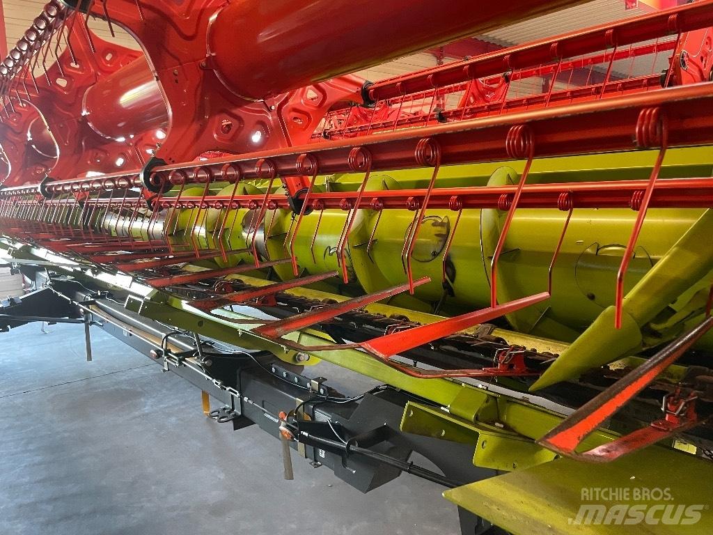CLAAS Lexion 6700 Leikkuupuimurit
