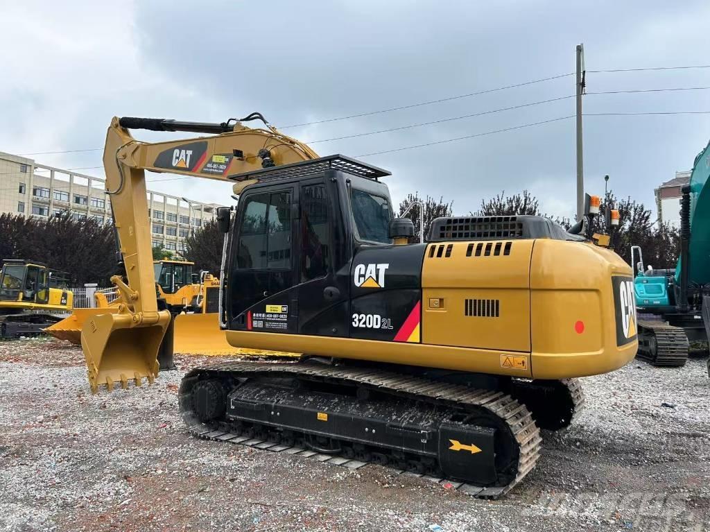 CAT 320D2L Telakaivukoneet