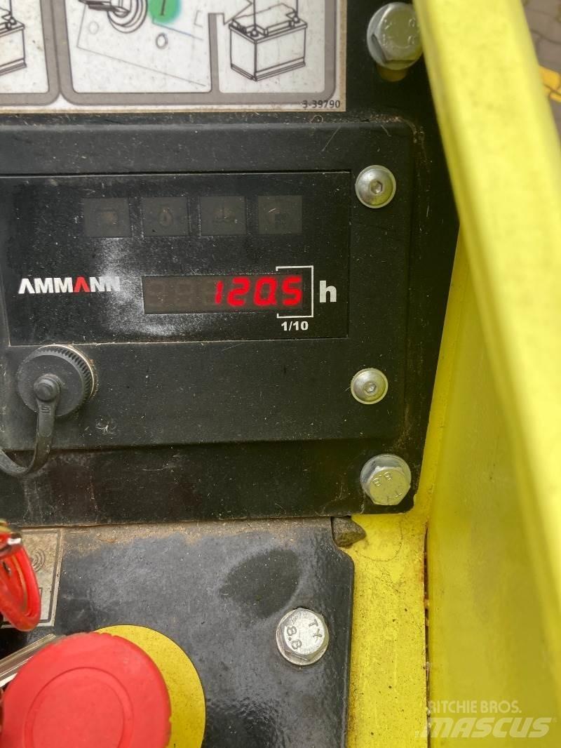 Ammann ARR 1585 Tärylevyt