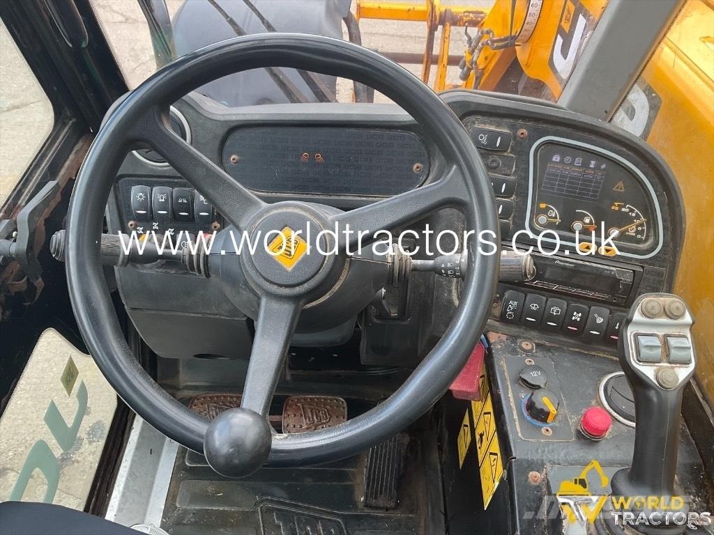 JCB 526-56 Agri Maatalouskurottajat