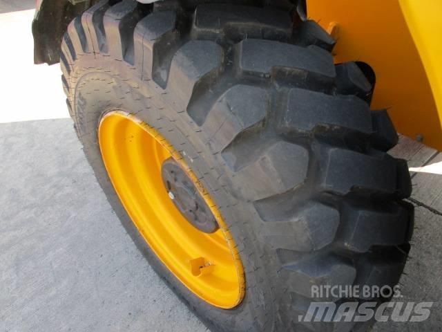 JCB 535-95 (646) Kurottajat