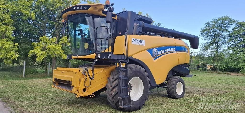 New Holland CX6.90 Leikkuupuimurit