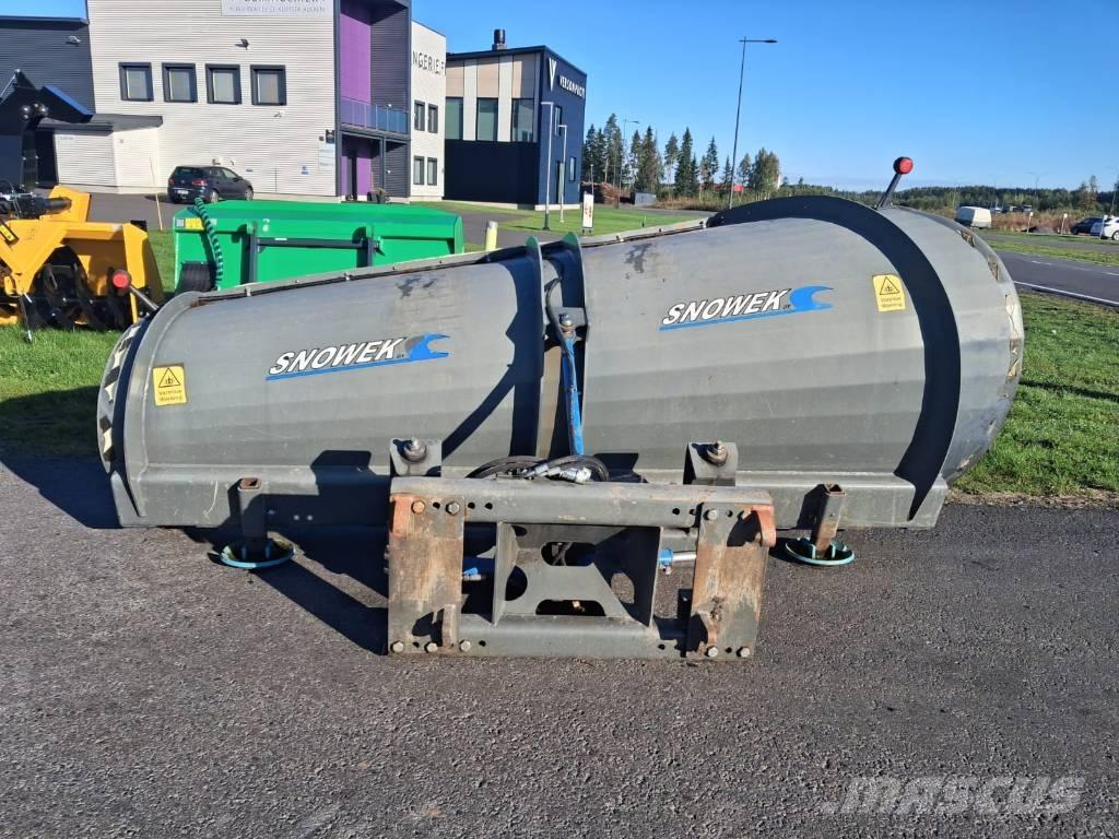Snowek Alueaura 3200 Lumiaurat