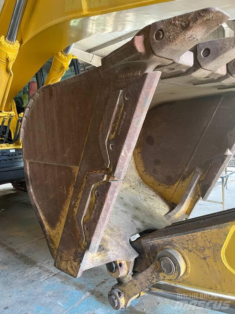 Komatsu PC 450 LC-8 Telakaivukoneet