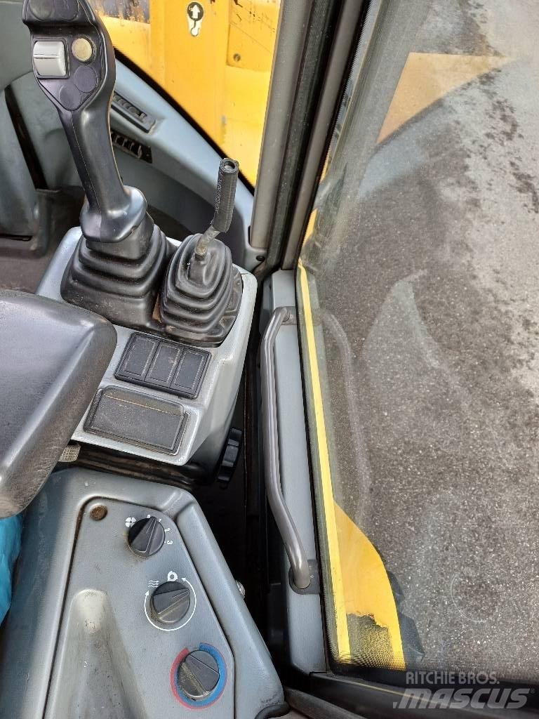 Volvo L 30 B Pyöräkuormaajat