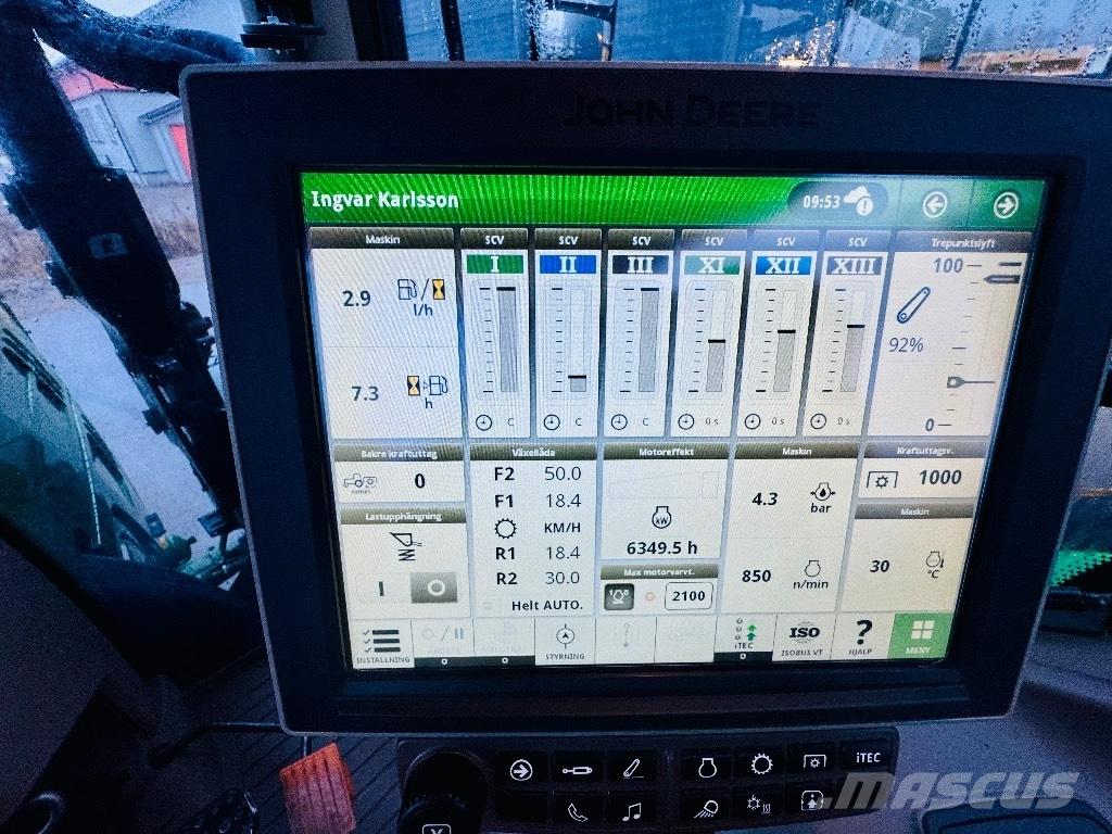 John Deere 6130 R Traktorit